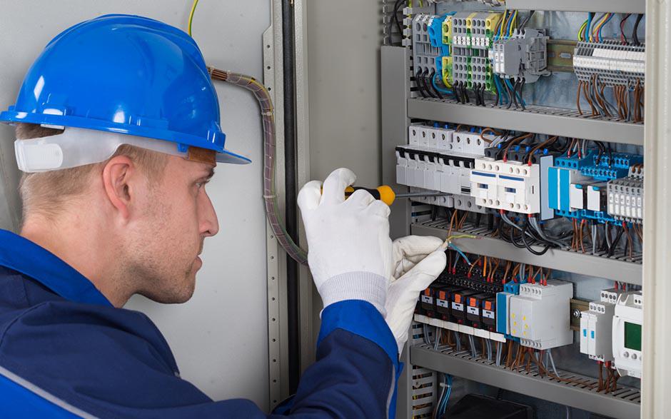 électricien de maintenance Châtillon